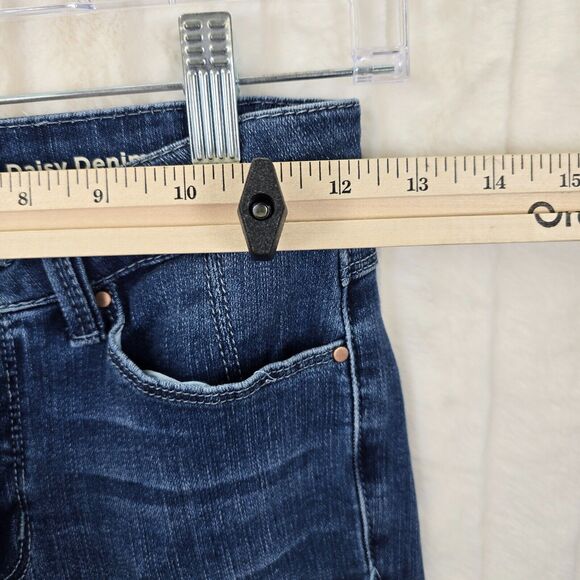 Laurie Felt Women's Blue Daisy Denim Crop Jeans Size 00P - Picture 10 of 13